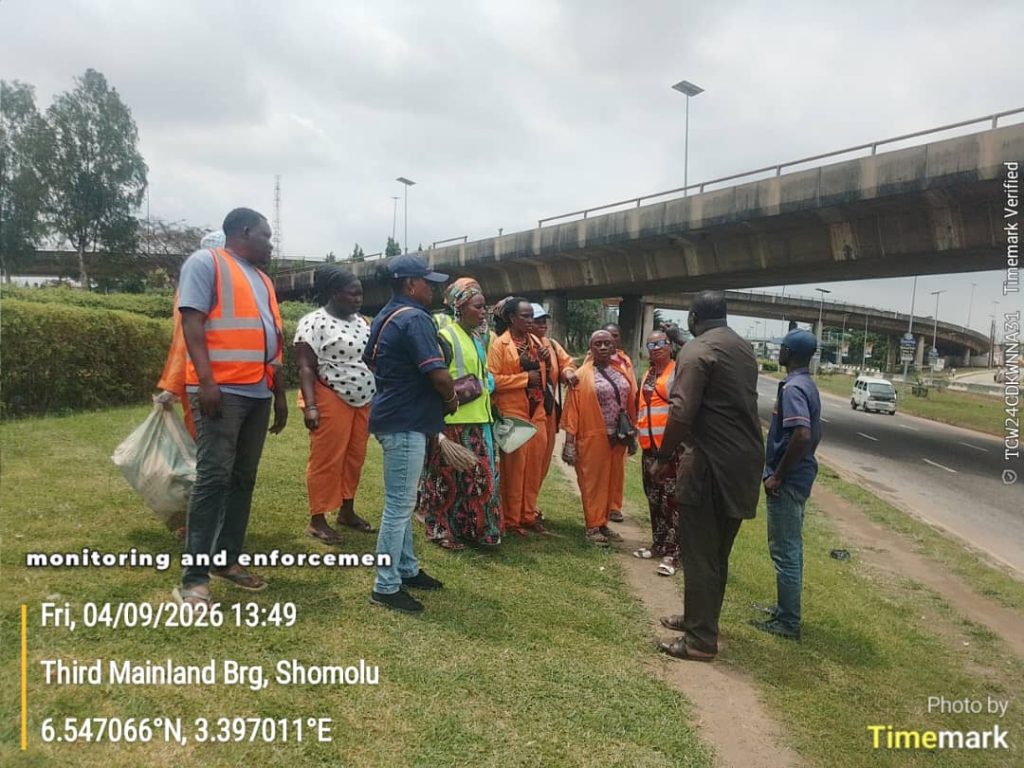 LAWMA Disengages Sweepers Over Illegal Dumping In Oworonshoki.
